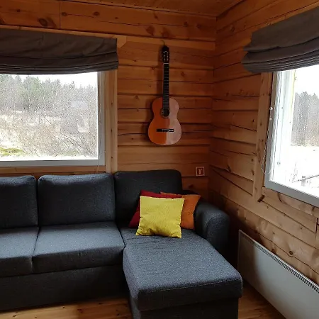伊纳利湖移动小屋露营地 营地 伊纳利